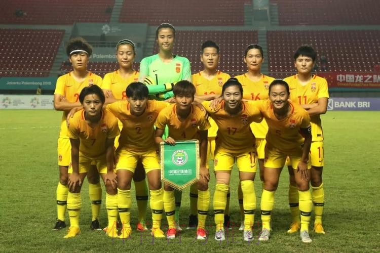 中国女足2-0力克朝鲜 亚运会三连胜小组头名昂首晋级 中国女足2-0力克朝鲜 亚运会三连胜小组头名昂首晋级